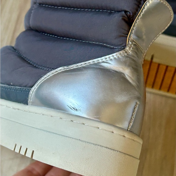 Oncept Lima Anthracite Puffer Slip On Winter Boot Metallic Silver, Gray Sz 6/5.5 - Picture 8 of 10